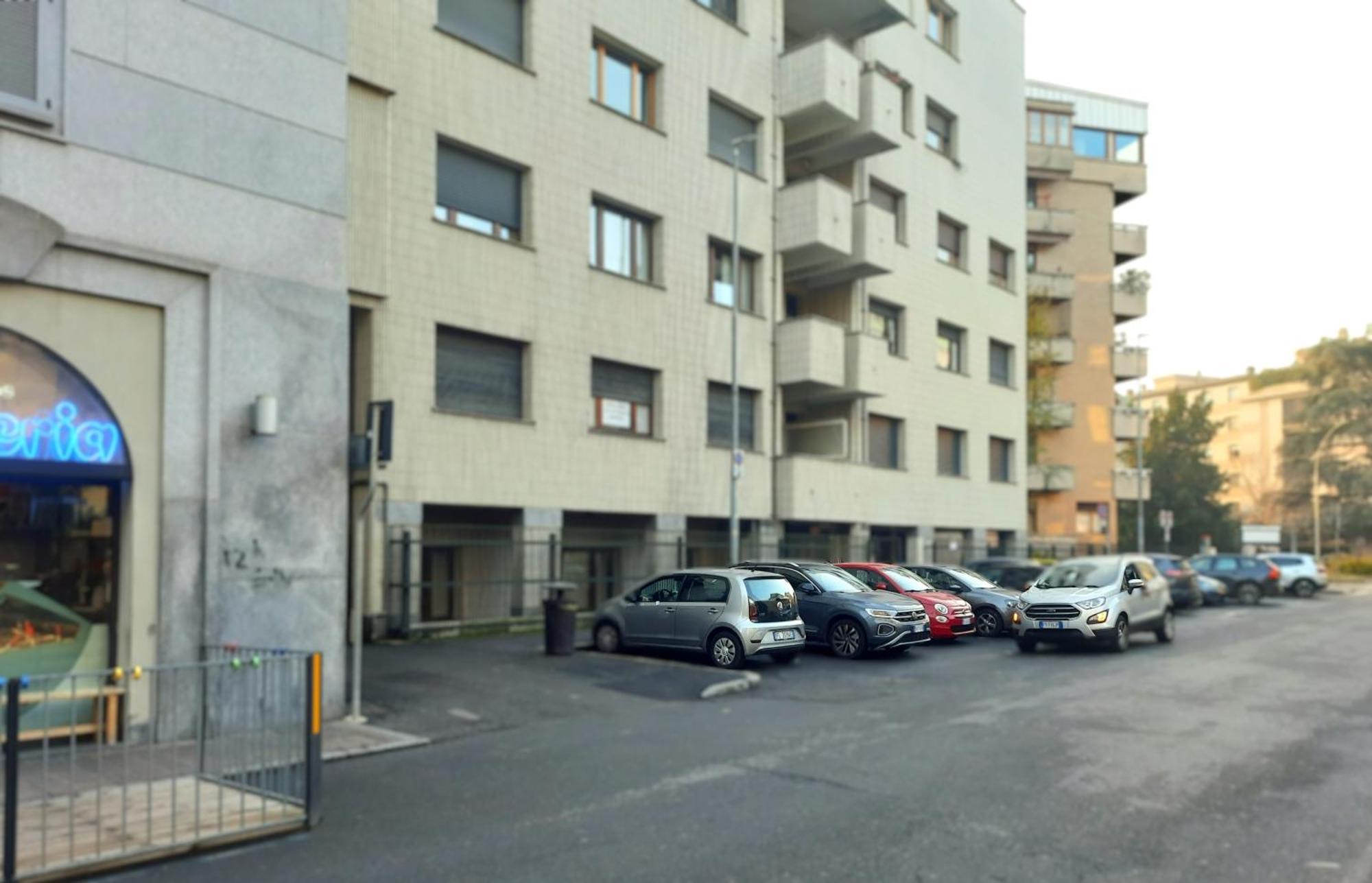 Mako Suites - Centro E Stazione Monza Exterior photo